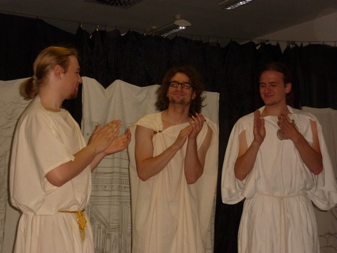 Die Römer spinnen, Tanzraum
 (12.06.2011)